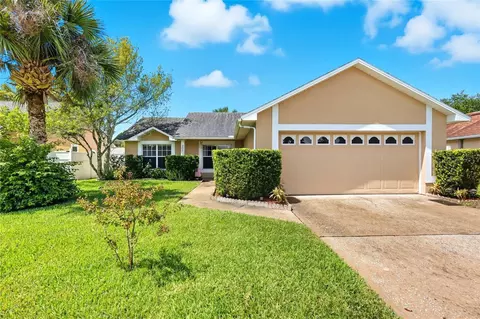 202 S Hampton Ct, Sanford, FL 32773