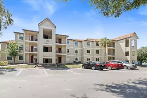 3032 Parkway Blvd #208, Kissimmee, FL 34747