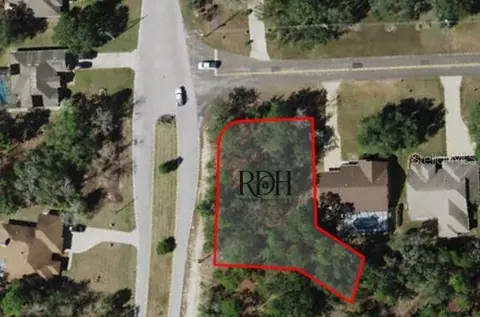 90 Cypress Blvd E, Homosassa, FL 34446