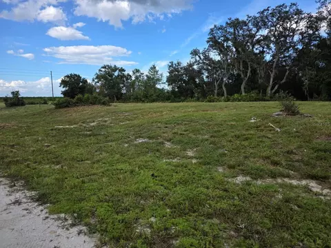 470 N Barrie Rd, Avon Park, FL 33825