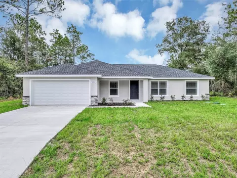 7771 N Keystone Dr, Citrus Springs, FL 34433