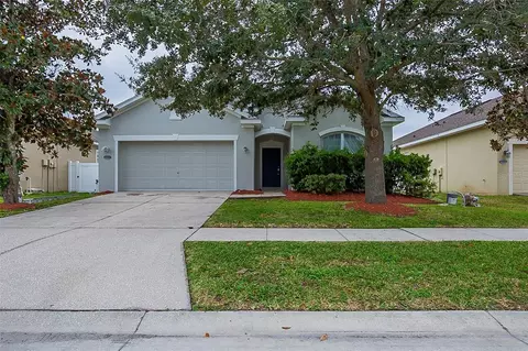 30652 Palmerston Pl, Wesley Chapel, FL 33545