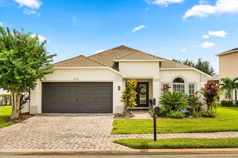 832 Balmoral Dr, Davenport, FL 33896