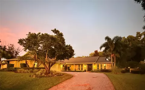8932 Royal Birkdale Ln, Orlando, FL 32819