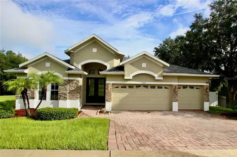 2424 Pond Cove Way, Apopka, FL 32712