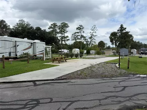 2870 NE 103rd Ave, Silver Springs, FL 34488