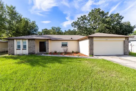 2402 Franklin Dr, Kissimmee, FL 34744