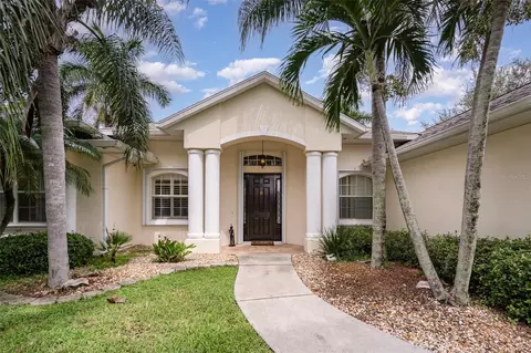 2412 Woodfield Cir, Melbourne, FL 32904