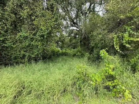 10 Th St S, Haines City, FL 33844