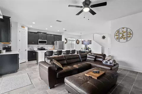 Entry Way - 5054 Down Ct, Saint Cloud, FL 34772 photo 2 of 2