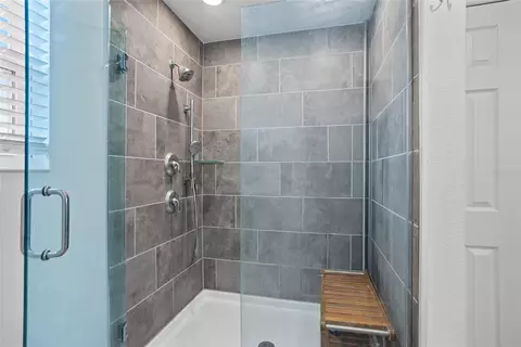 Bath - 5054 Down Ct, Saint Cloud, FL 34772 photo 4 of 5