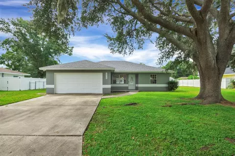 2925 Delrose Dr N, Lakeland, FL 33805