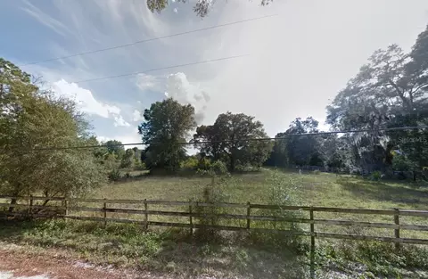 1762 Blue Oak Ct, Deland, FL 32720