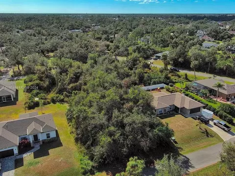 Sargon Avenue, North Port, FL 34287