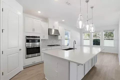 Kitchen - 891 Ladyfish Trl, Saint Cloud, FL 34771 photo 1 of 2