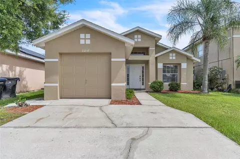 13237 Greenpointe Dr, Orlando, FL 32824
