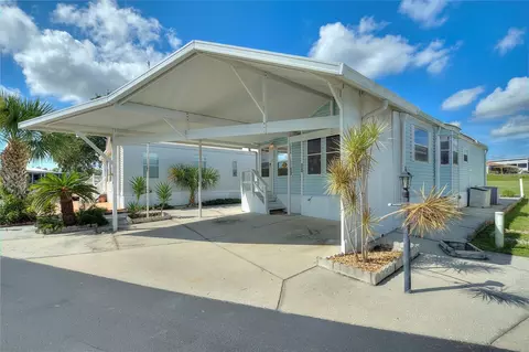 305 Arnold Palmer Dr, Davenport, FL 33837