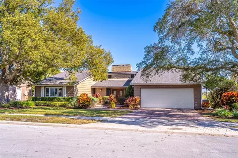 320 Cambridge Dr, Longwood, FL 32779