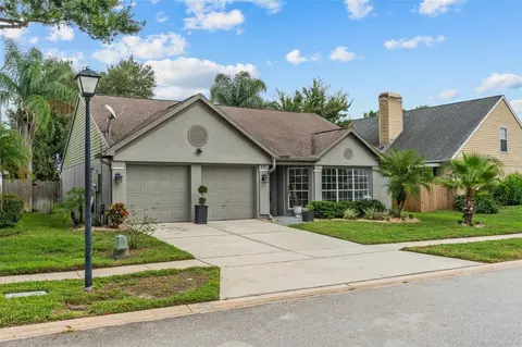 897 W Charing Cross Cir, Lake Mary, FL 32746