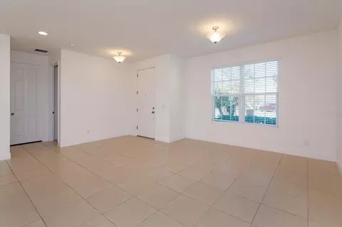 Living - 4956 Blanche Ct, Saint Cloud, FL 34772 photo 1 of 6