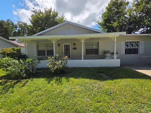 1904 Frank Pl, Daytona Beach, FL 32119