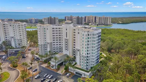 325 Dunes Blvd #1007, Naples, FL 34110