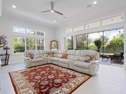 Living - 2600 Meadowedge Loop, Saint Cloud, FL 34772 photo 5 of 9