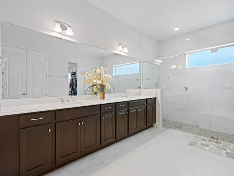 Bath - 2600 Meadowedge Loop, Saint Cloud, FL 34772 photo 1 of 5
