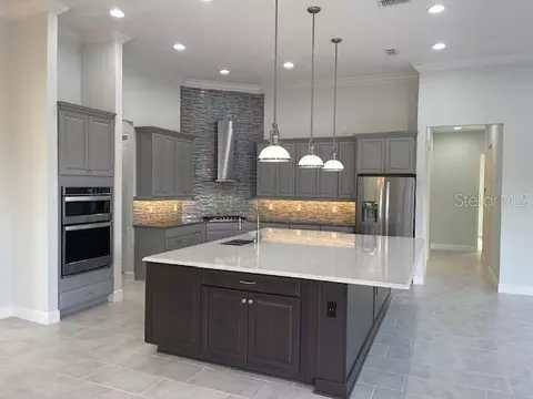 Kitchen - 2600 Meadowedge Loop, Saint Cloud, FL 34772 photo 7 of 13