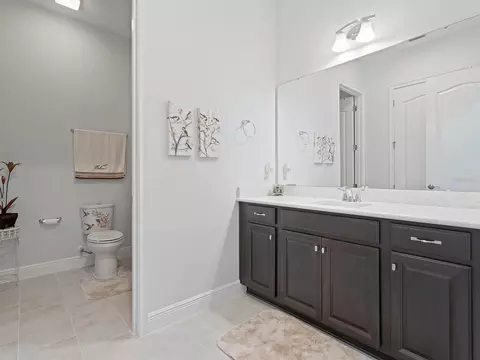 Bath - 2600 Meadowedge Loop, Saint Cloud, FL 34772 photo 4 of 5