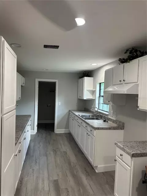 507 Stone St, Wildwood, FL 34785