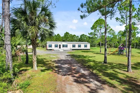 1296 Sutton Trl, Geneva, FL 32732