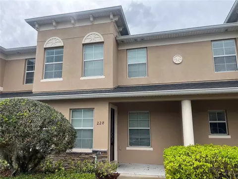 228 Carina Cir, Sanford, FL 32773