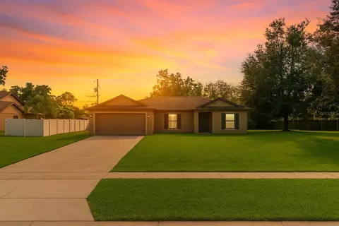 3195 N Covington Dr, Deltona, FL 32738