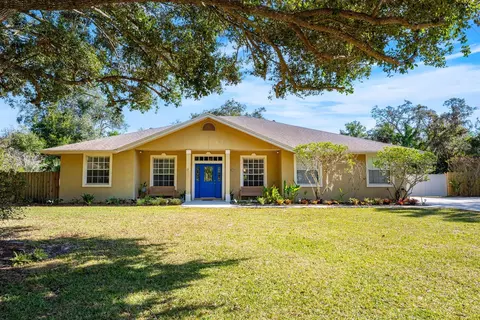 331 Lake Lenelle Dr, Chuluota, FL 32766