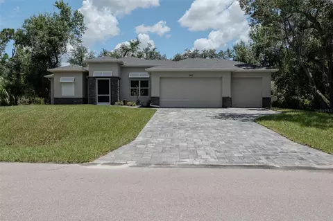 140 Snowden St, Port Charlotte, FL 33954