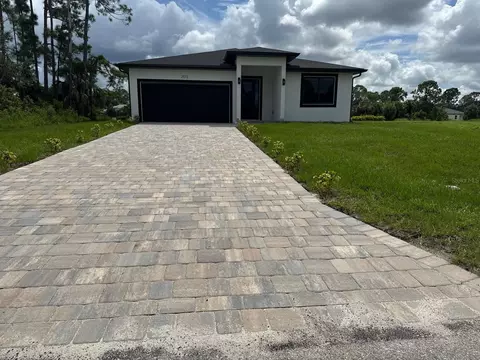 4565 Corbett Ln, North Port, FL 34288