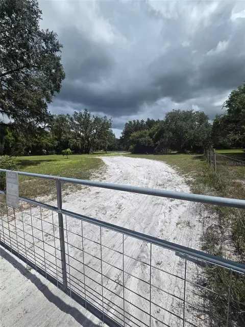 885 Lake Marian Rd, Kenansville, FL 34739