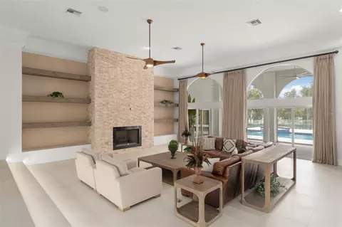 Living - 9648 Mccormick Pl, Windermere, FL 34786 photo 2 of 8