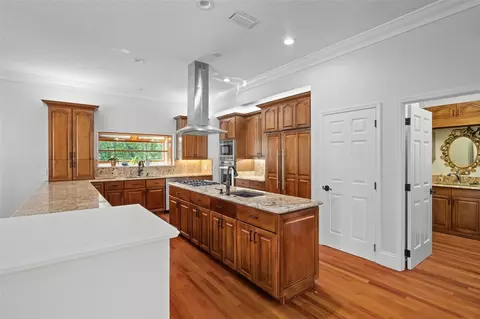 Kitchen - 9648 Mccormick Pl, Windermere, FL 34786 photo 1 of 4