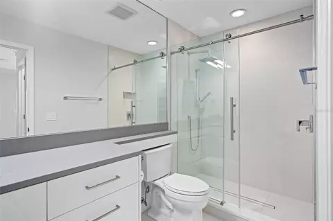 Bath - 9648 Mccormick Pl, Windermere, FL 34786 photo 4 of 6