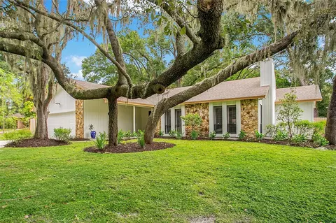 2015 Woody Dr, Windermere, FL 34786