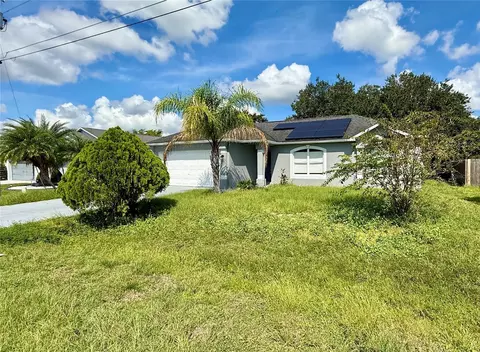 633 Basingstoke Ct, Kissimmee, FL 34758