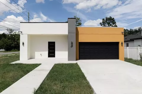 67 W 10th St, Apopka, FL 32703