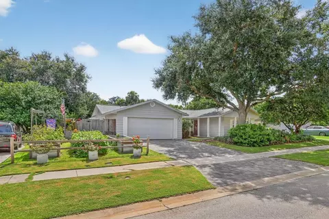 671 Brookside Rd, Maitland, FL 32751