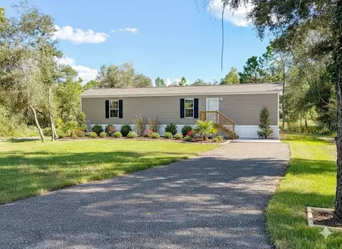 9448 Rousseau St, Webster, FL 33597