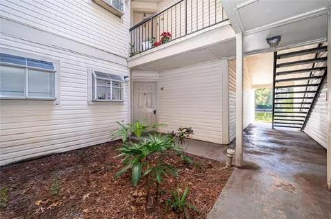 1940 Lake Atriums Cir #90, Orlando, FL 32839