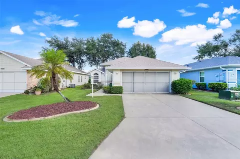 5826 Princess Caroline Pl, Leesburg, FL 34748