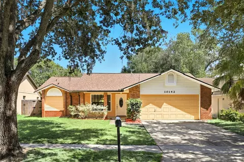 10142 Cheshunt Dr, Orlando, FL 32817