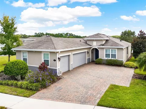 1208 Eggleston Dr, Deland, FL 32724